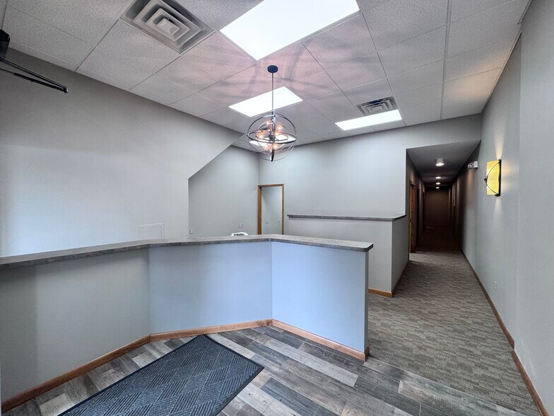 More Photos Of 217 N Randolph St, Macomb Office For Sale