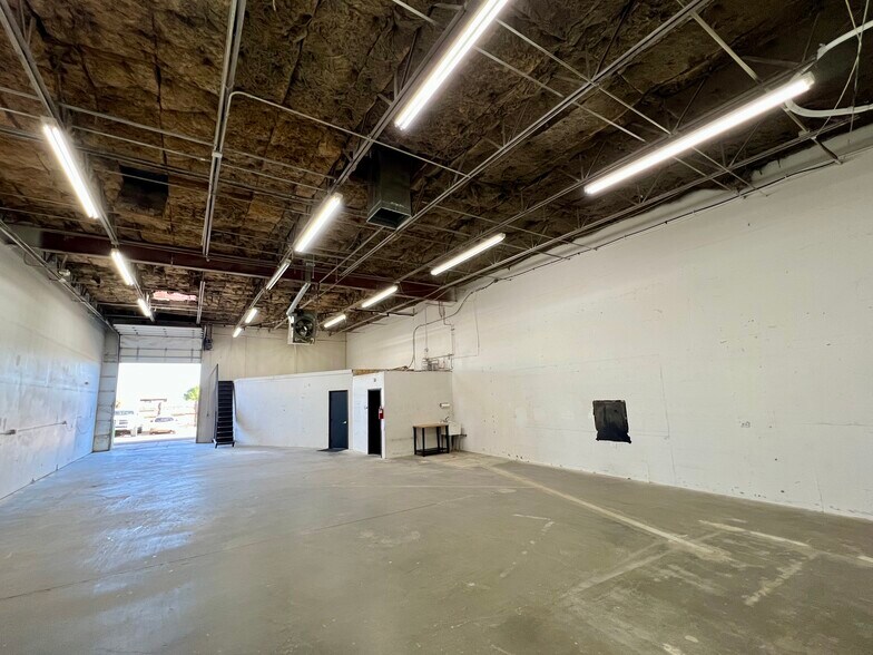 More Photos Of 6340 W 56th Ave, Arvada Warehouse For Lease
