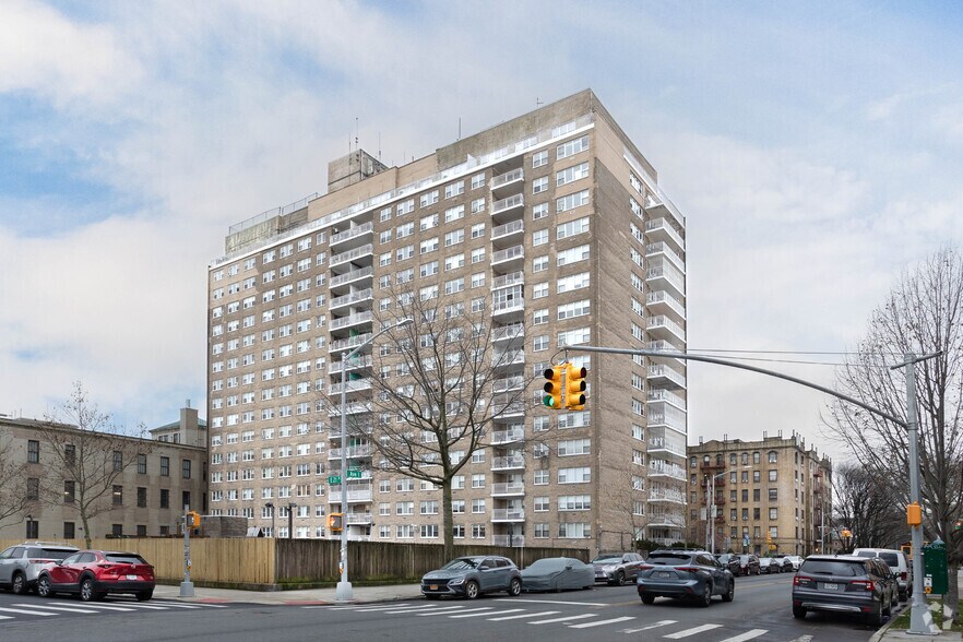 More Photos Of 1401 Ocean Ave, Brooklyn Apartments For Lease