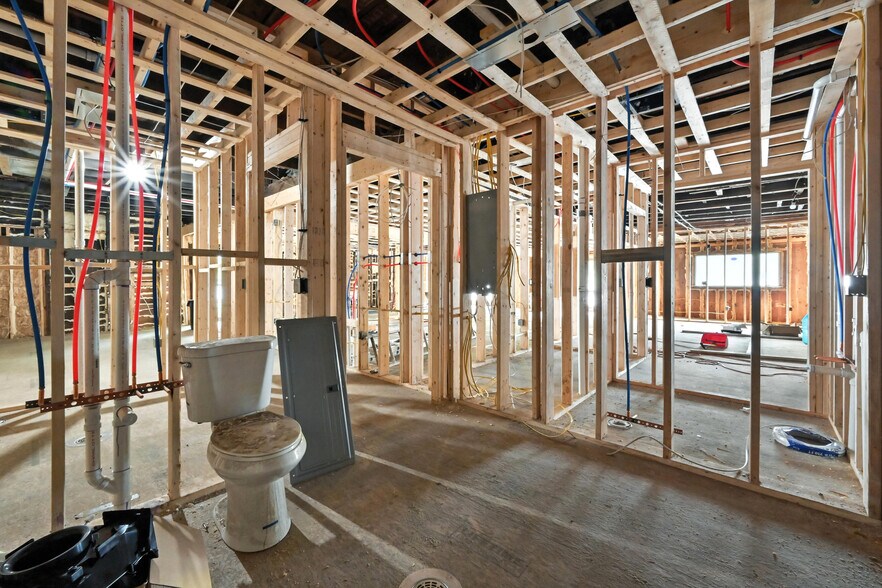 More Photos Of 370 Main St, Wilton Restaurant For Sale