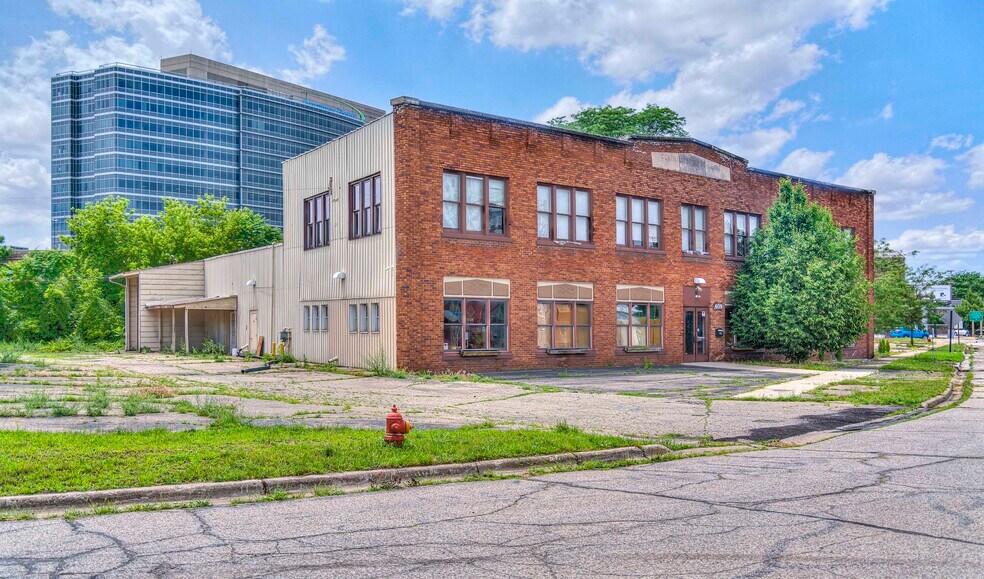 More Photos Of 409 Hupp Ave, Jackson Flex For Sale