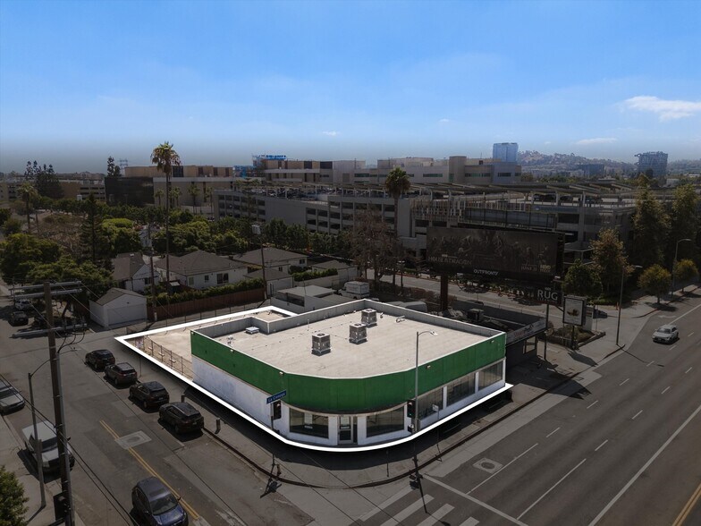 More Photos Of 2000 S La Cienega Blvd, Los Angeles Storefront For Lease
