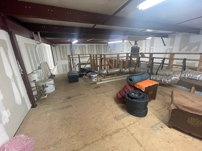 More Photos Of 2270 Pendley Rd, Cumming Warehouse For Sale