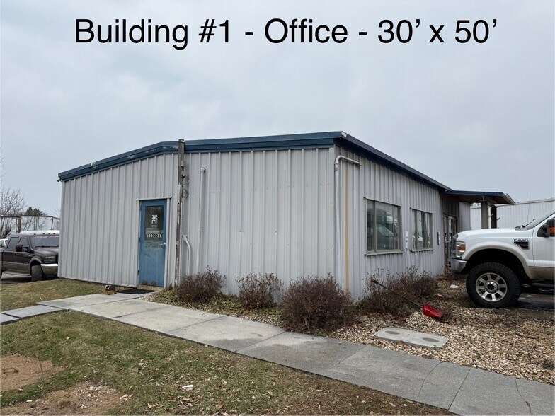 More Photos Of 333 Atlas Ave, Madison Warehouse For Lease