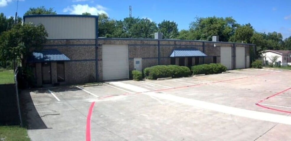 Primary Photo Of 582 Benjamin's Way, Lewisville Flex For Lease