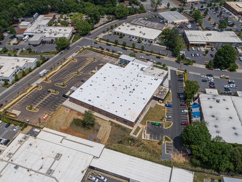 More Photos Of 227 Southside Dr, Charlotte Office For Lease