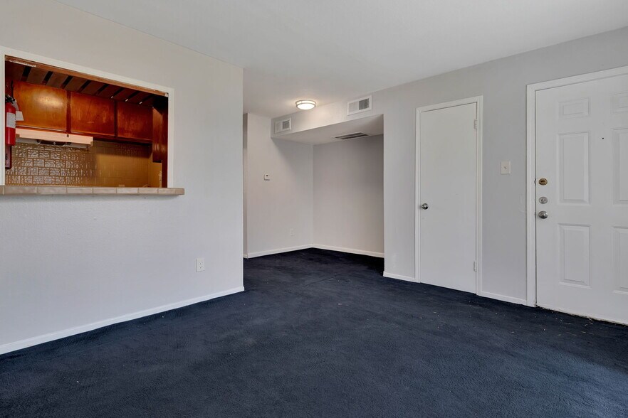 More Photos Of 3501 N Macgregor Way, Houston Apartments For Sale