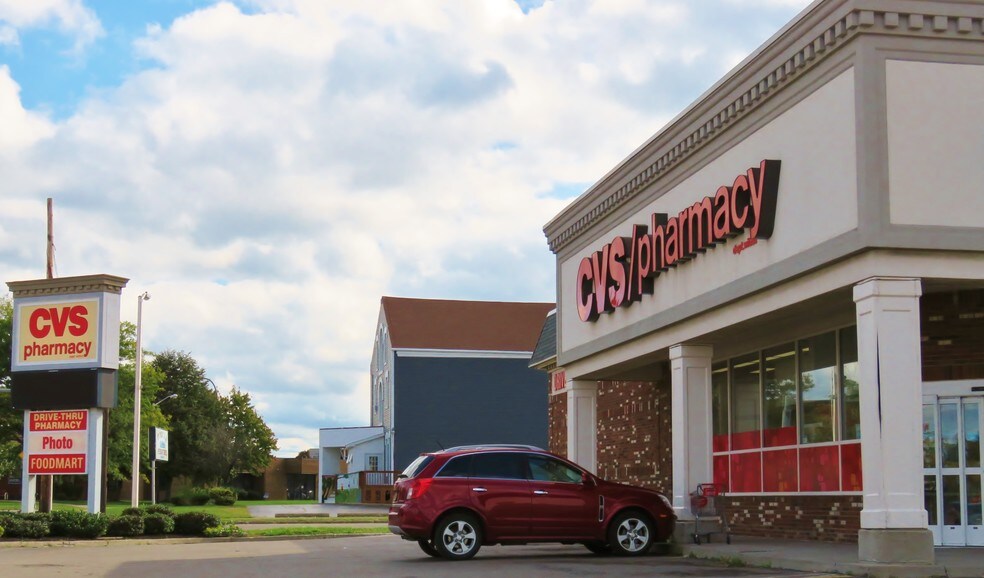 More Photos Of 175 E 4th St, Dunkirk Drugstore For Sale