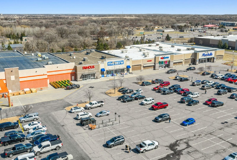 More Photos Of 1523-1579 7th St E, Monticello General Retail For Lease
