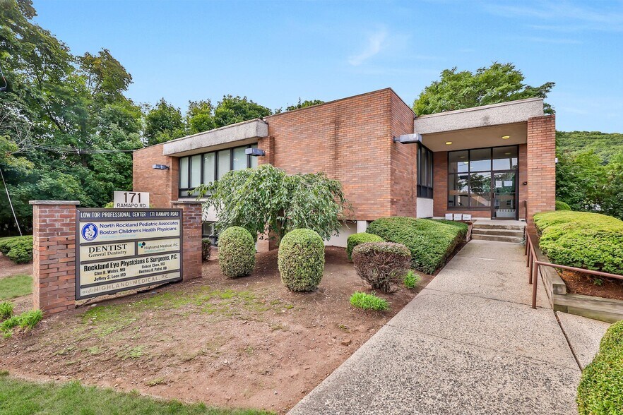 Primary Photo Of 171 Ramapo Rd, Garnerville Office For Lease