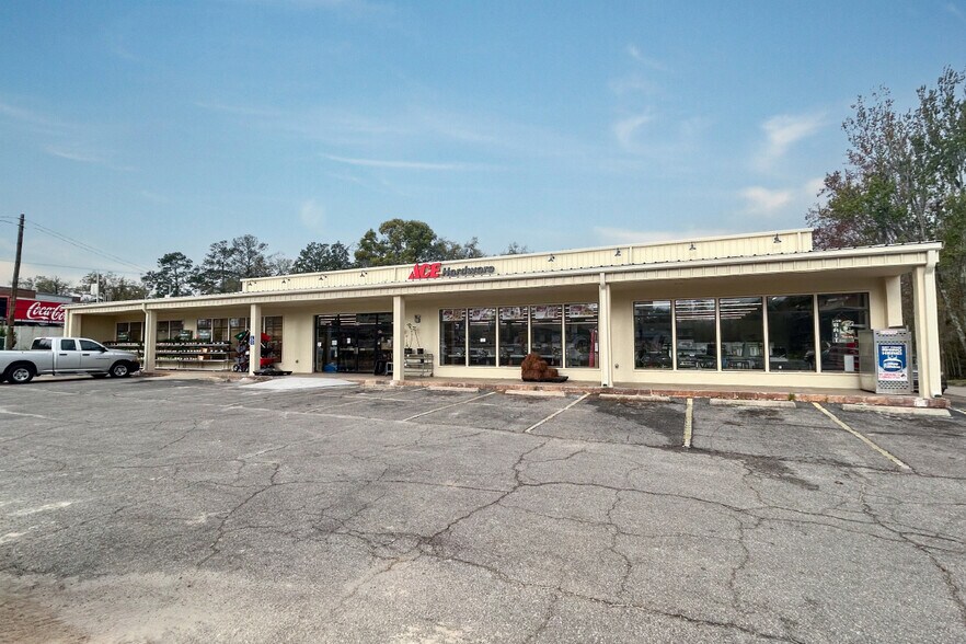 More Photos Of 3510 N Monroe St, Tallahassee Freestanding For Sale