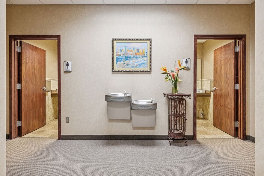 More Photos Of 3340 Sherman Ct, Eagan Medical For Sale