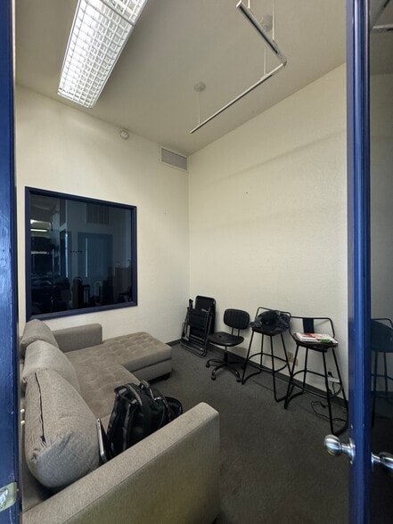 More Photos Of 614 Santa Barbara St, Santa Barbara Light Manufacturing For Lease