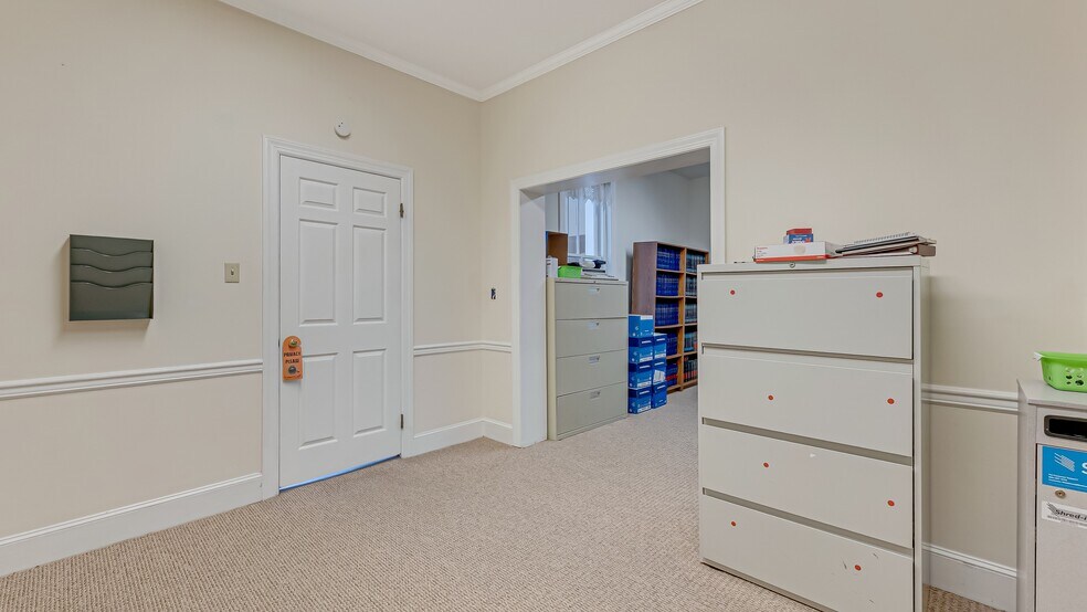 More Photos Of 207 W Broad St, Bethlehem Office For Sale