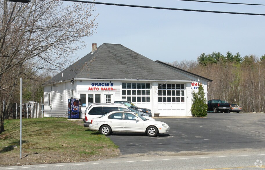 More Photos Of 68 Lafayette Rd, North Hampton Auto Repair For Lease