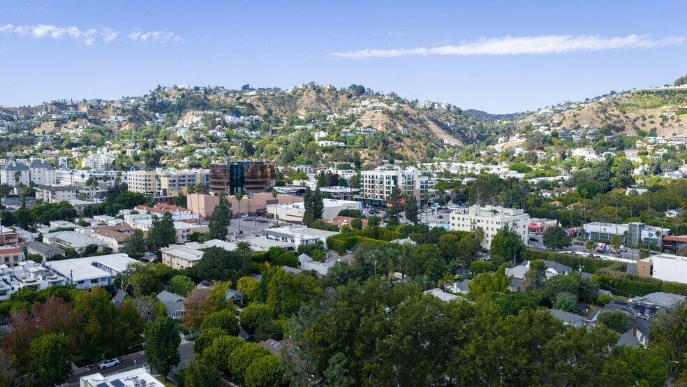 More Photos Of 1511 N Fairfax Ave, Los Angeles Apartments For Lease