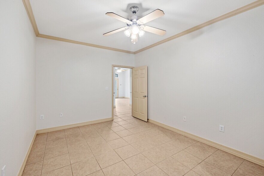 More Photos Of 3000 Joe Dimaggio Blvd, Round Rock Office Residential For Lease