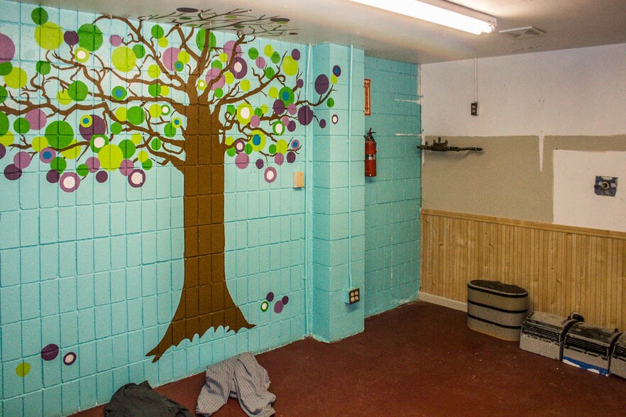 More Photos Of 1120 S Spring St, Klamath Falls Warehouse For Sale