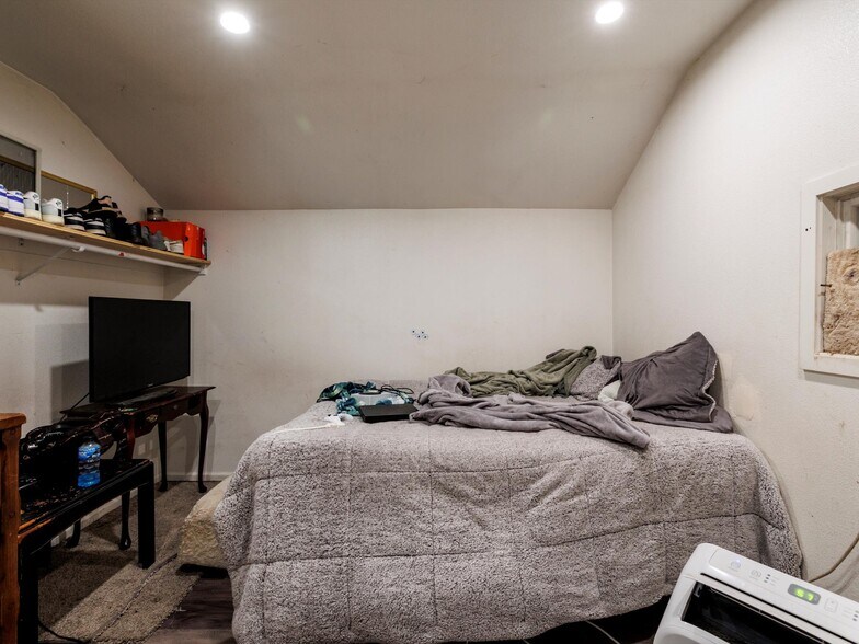 More Photos Of 4848 NE 99th Ave, Portland Apartments For Sale