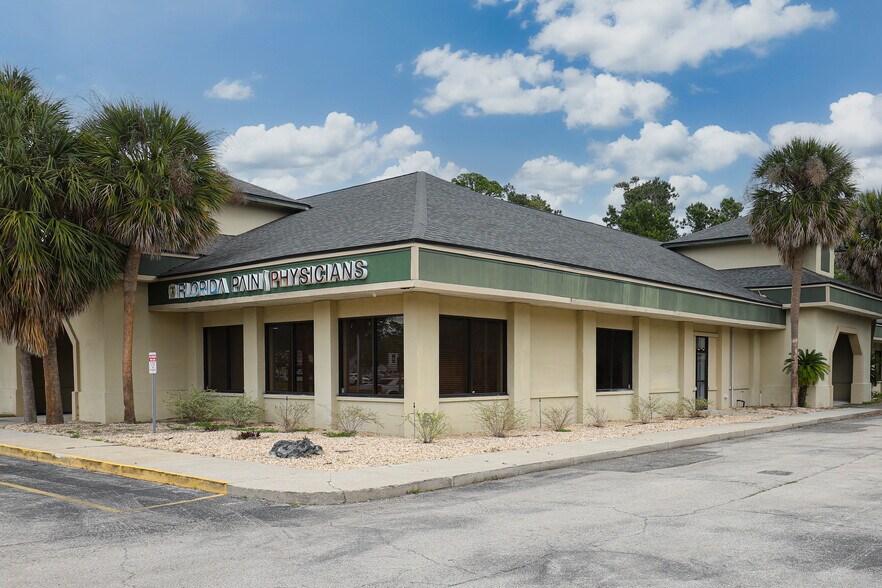 More Photos Of 859 Park Ave, Orange Park Medical For Sale