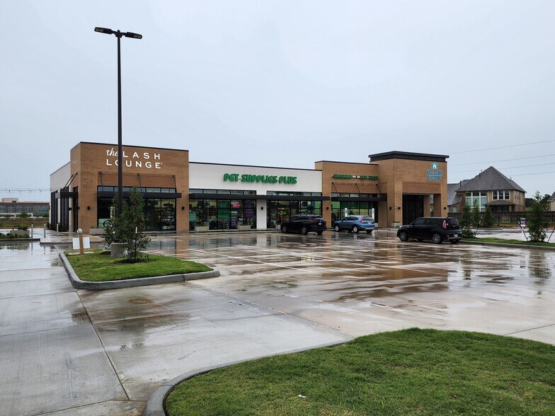 More Photos Of 11940 Broadway St, Pearland Storefront For Lease