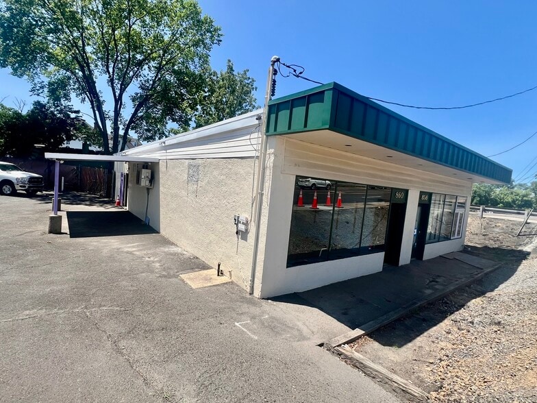 Primary Photo Of 858 Street Rd, Southampton General Retail For Lease