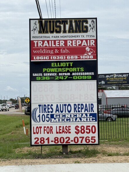 More Photos Of 19181 Highway 105 W, Montgomery Warehouse For Lease