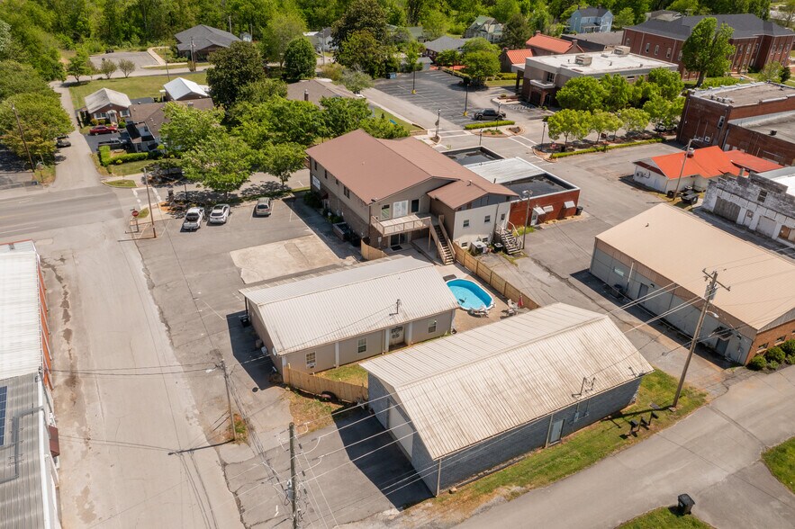 More Photos Of 3251 Main St, Pikeville Specialty For Sale