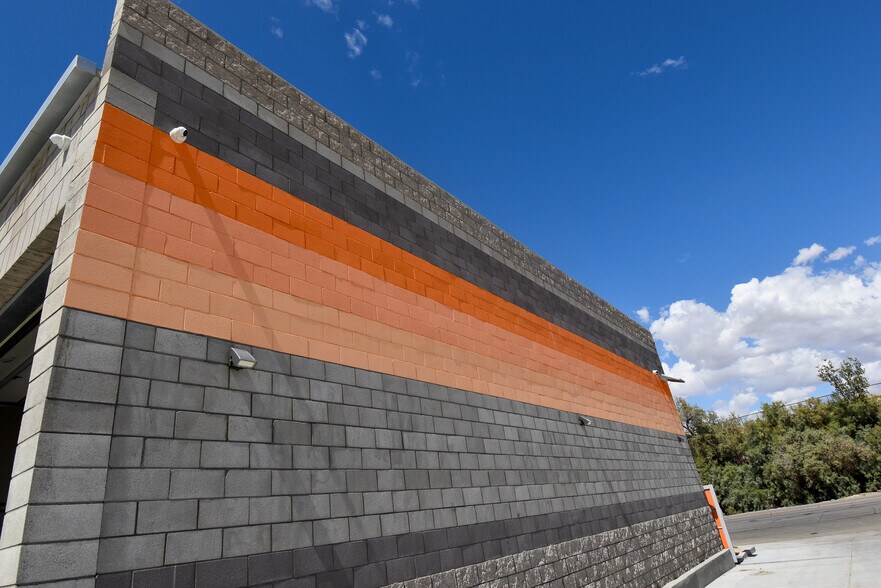 More Photos Of 79945 Country Club Dr, Bermuda Dunes Industrial For Sale