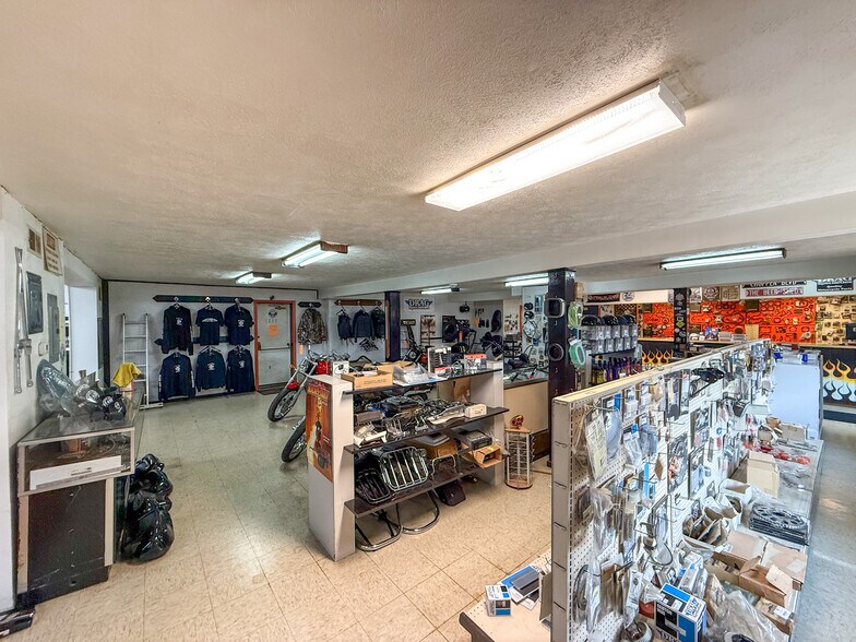 More Photos Of 13080 US 422, Kittanning Storefront Retail Residential For Sale