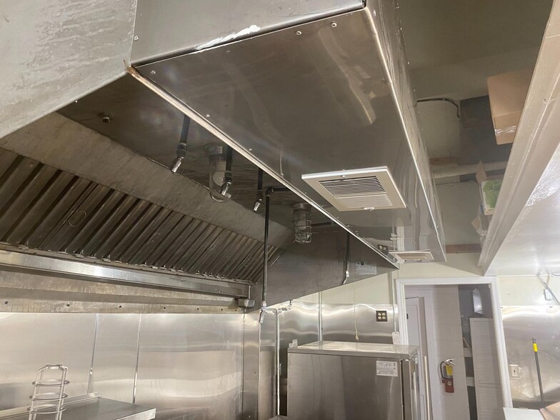 More Photos Of 121 Main St, Lovingston Restaurant For Sale