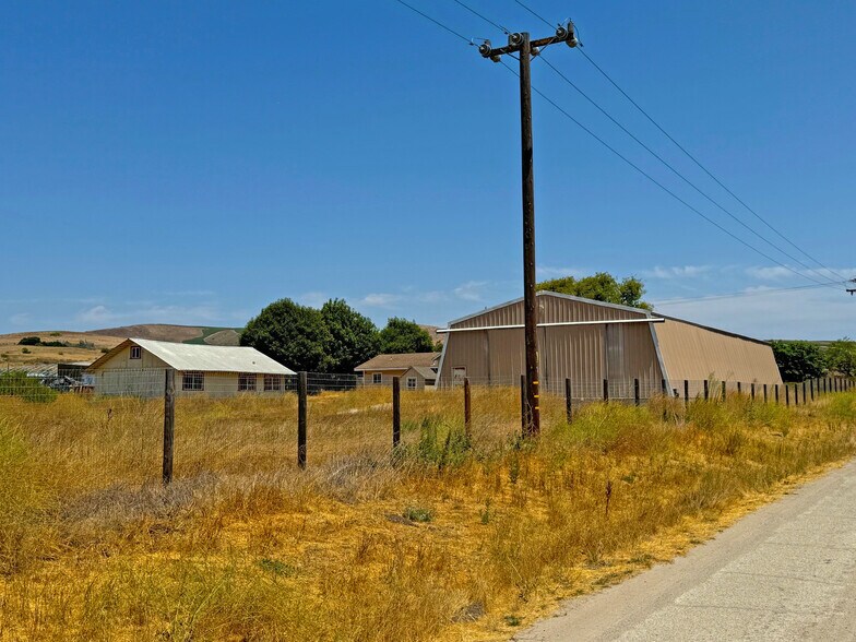 More Photos Of 7261 Domingos Rd, Lompoc Land For Lease
