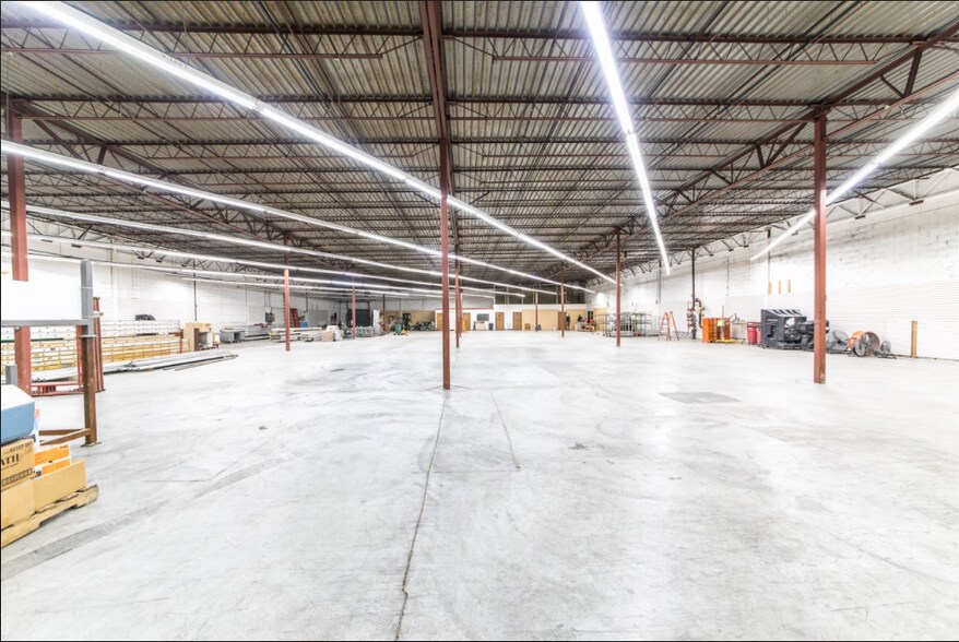 More Photos Of 2730 Delmar Blvd, Saint Louis Warehouse For Lease