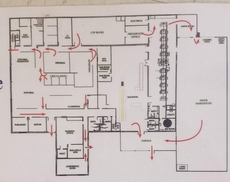 More Photos Of 2208 Trott Ave SW, Willmar Flex For Sale