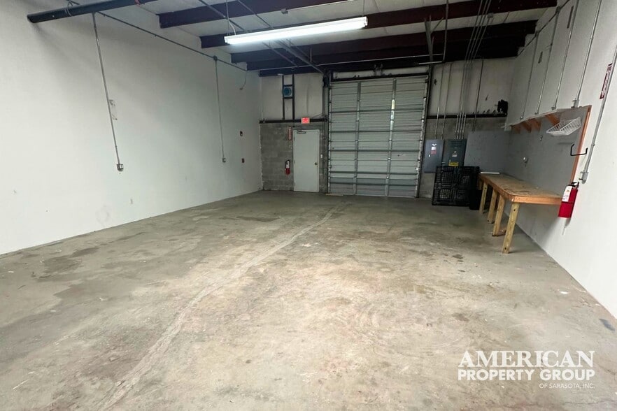 More Photos Of 188 Triple Diamond Blvd, Nokomis Warehouse For Sale