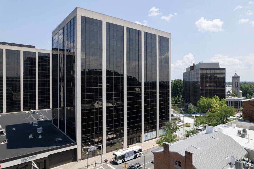 More Photos Of 1 Speedwell Ave, Morristown Office For Lease