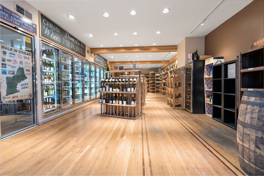 More Photos Of 27 Harvard St, Brookline Office For Lease