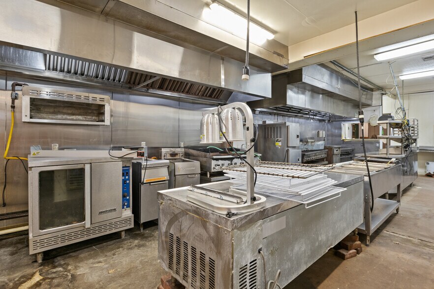 More Photos Of 8 N Main St, Avinger Restaurant For Sale