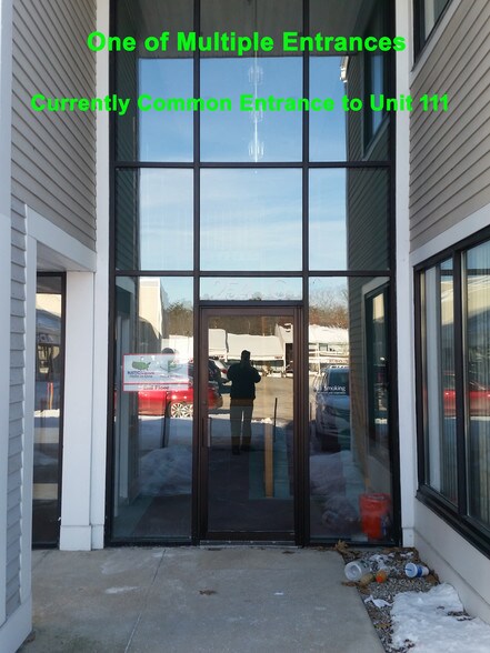 More Photos Of 254 N Broadway, Salem Storefront Retail Office For Sale