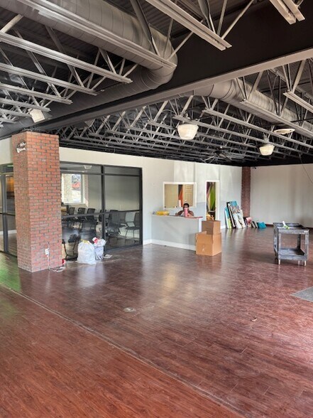 More Photos Of 5960 Atlanta Hwy, Alpharetta Storefront Retail Office For Sale