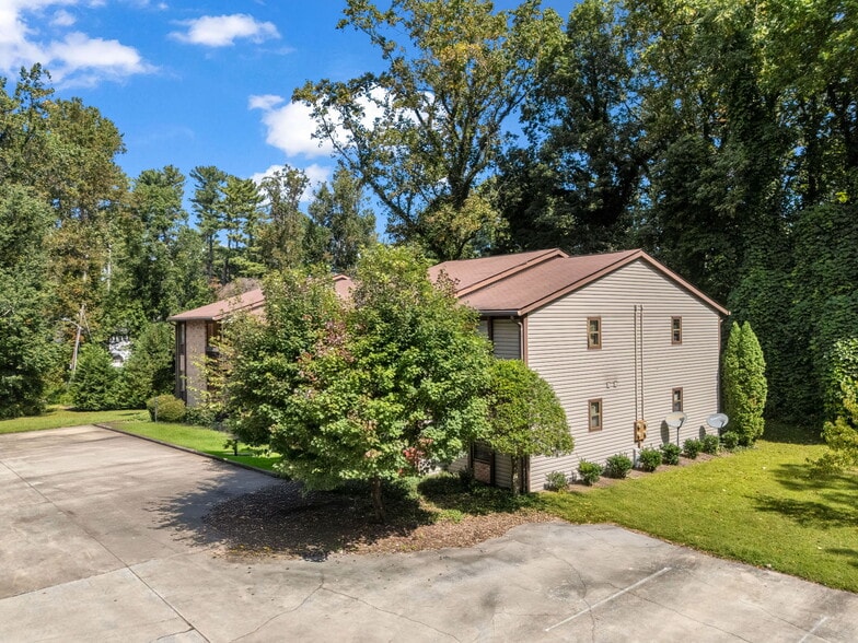 More Photos Of , Hendersonville Multifamily For Sale