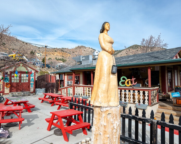 More Photos Of 110 N C St, Virginia City Restaurant For Lease