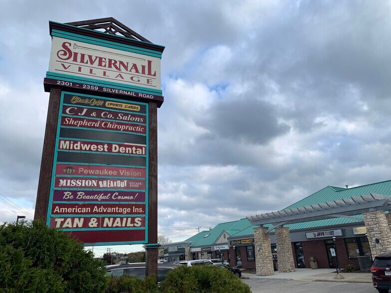 More Photos Of 2347 Silvernail Rd, Pewaukee General Retail For Lease