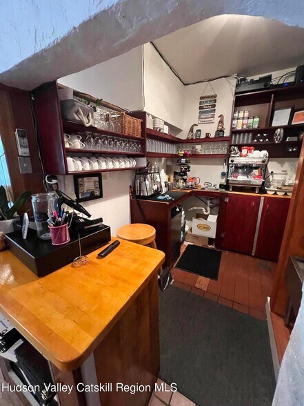 More Photos Of 51 Tinker St, Woodstock Restaurant For Sale