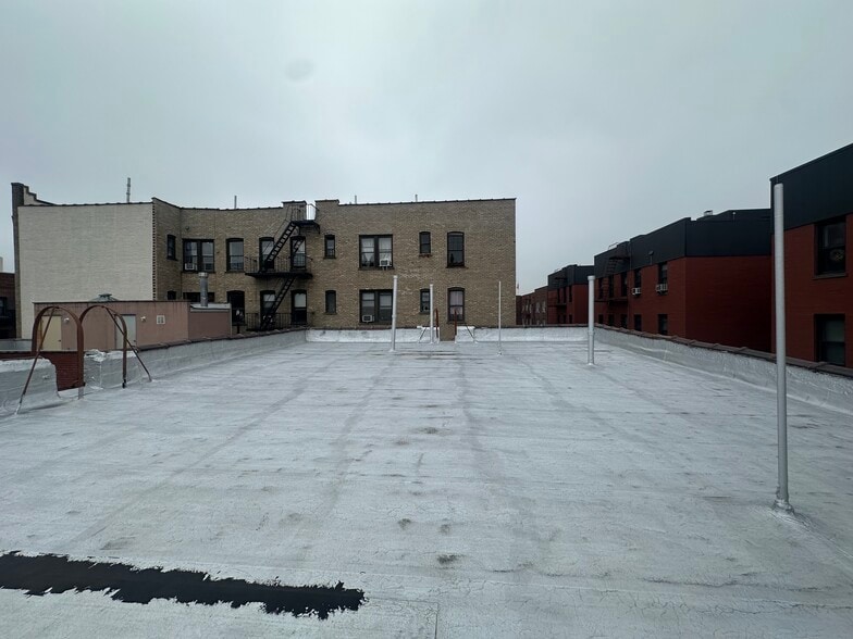 More Photos Of 3014 29th St, Long Island City Apartments For Sale