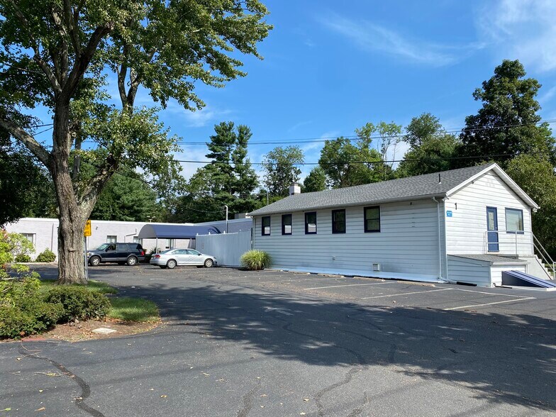 More Photos Of 216 Congers Rd, New City Office For Sale