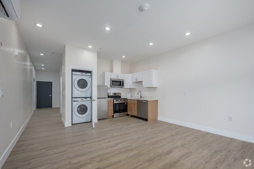 More Photos Of 3000 T St, Sacramento Apartments For Sale