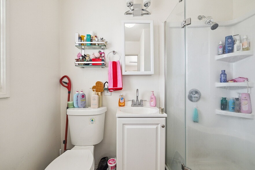 More Photos Of 1674 S Via Salida, Palm Springs Apartments For Sale