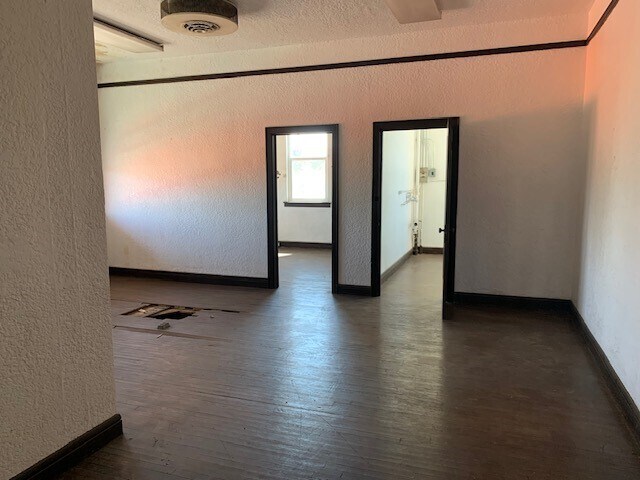 More Photos Of 47 N Grant St, Stockton Storefront Retail Residential For Sale