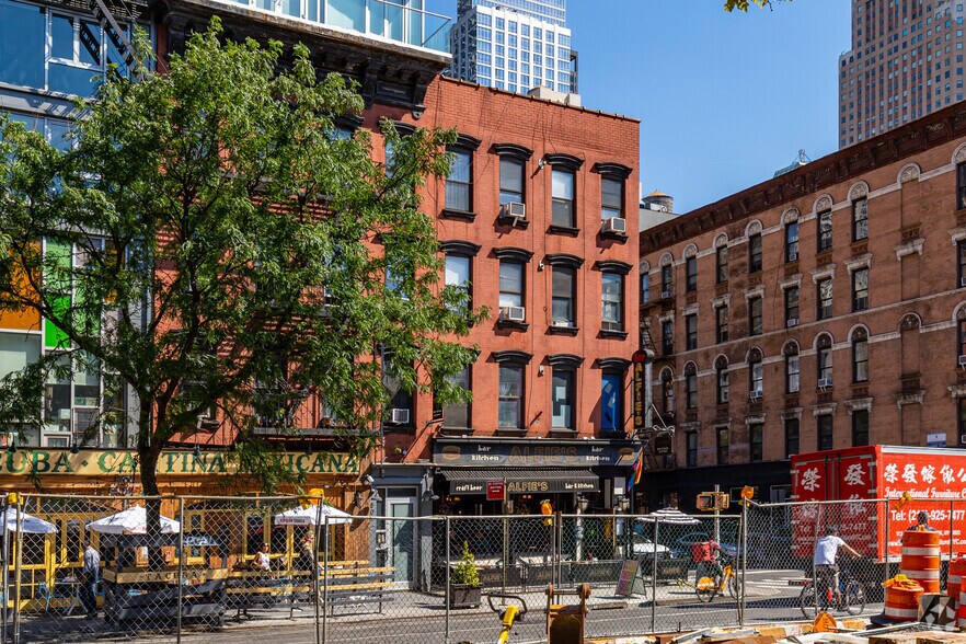 More Photos Of 802 Ninth Ave, New York Apartments For Lease